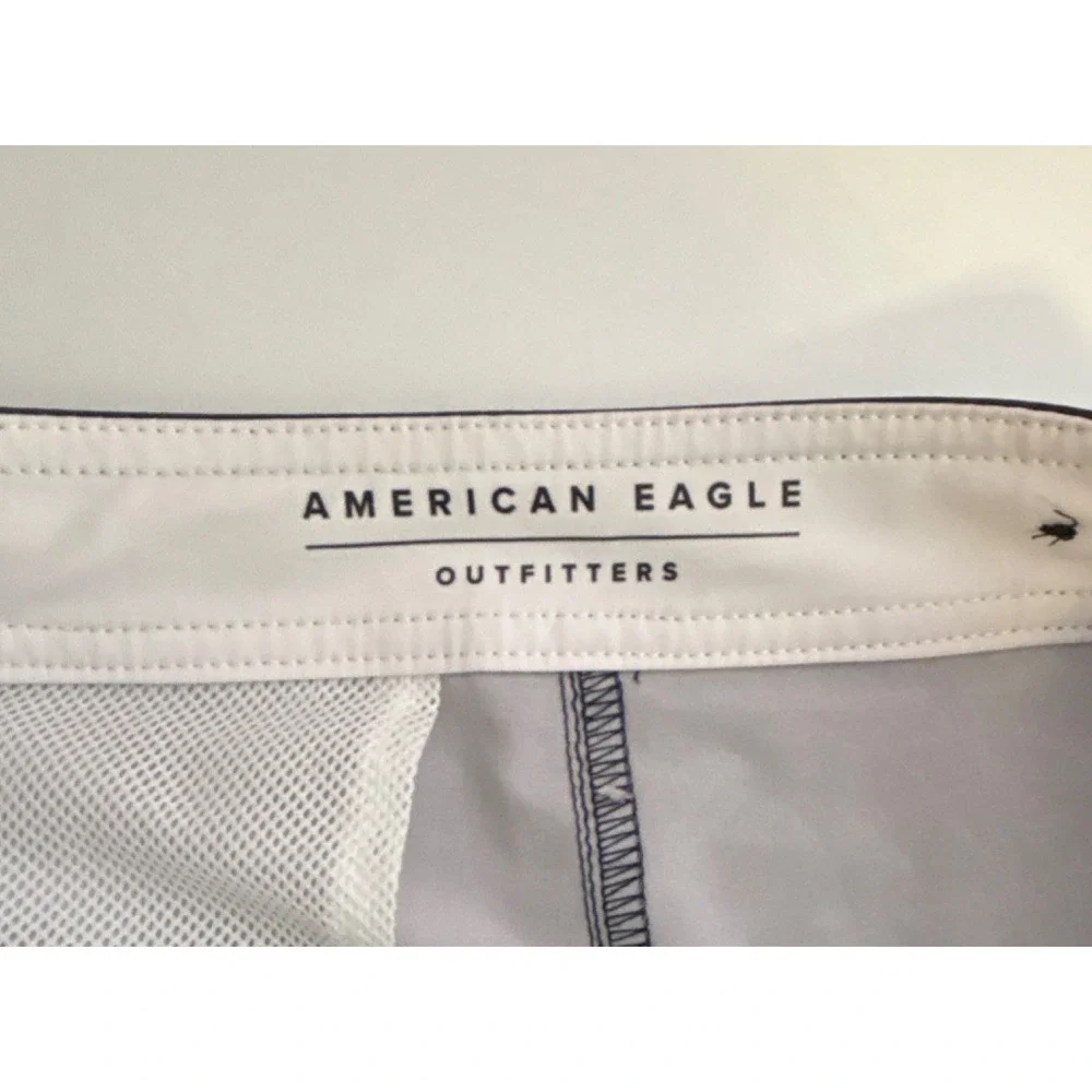 American Eagle Mens Bird of Paradise Floral Board Shorts Black Swim Trunks Small